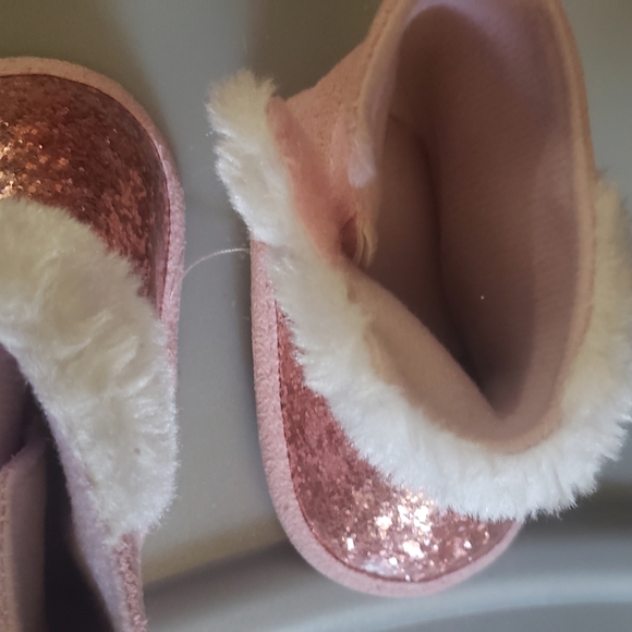 3 pairs infant shoes carters brand 0 to 3 month - Picture 16 of 16